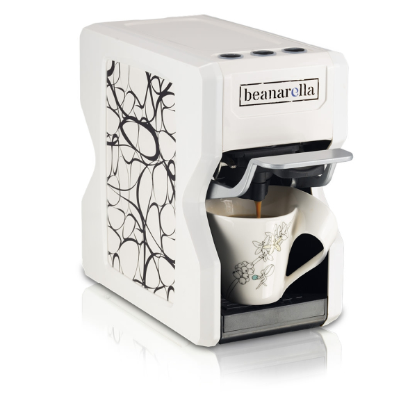 Machine à café Nori de beanarella dans un design blanc avec un motif élégant, écologique pour capsules et dosettes.