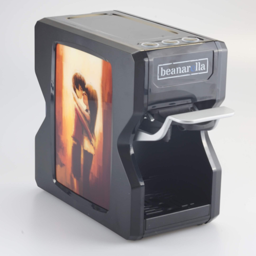 Schwarze beanarella Nori Kaffeemaschine mit einem sepia-tonigen Romantik-Design – ein Hauch von Eleganz und Poesie für zu Hause