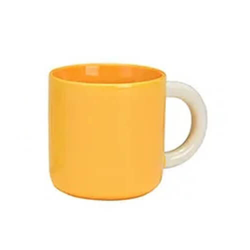 Tazza in porcellana arancione da 340ml, ideale per caffè e tè.