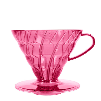 Porte-filtre à café Hario V60 dans l'édition Candy Rose Flamant, en plastique, pour 1-4 tasses de café, avec un design spiral unique et une couleur frappante.