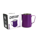 Rhino Classic Milchkännchen 450ml Vivid Plum aus pulverbeschichtetem Edelstahl Frontansicht